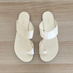 The Row Infradito Size 35.5 Ivory Leather Flat Sandal Toe Loop